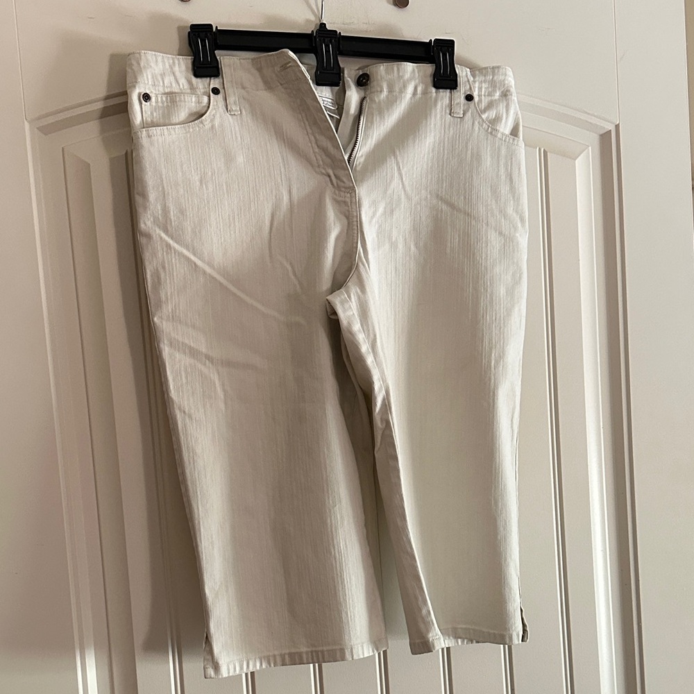 Christopher & Banks Cream Women's Bermudas